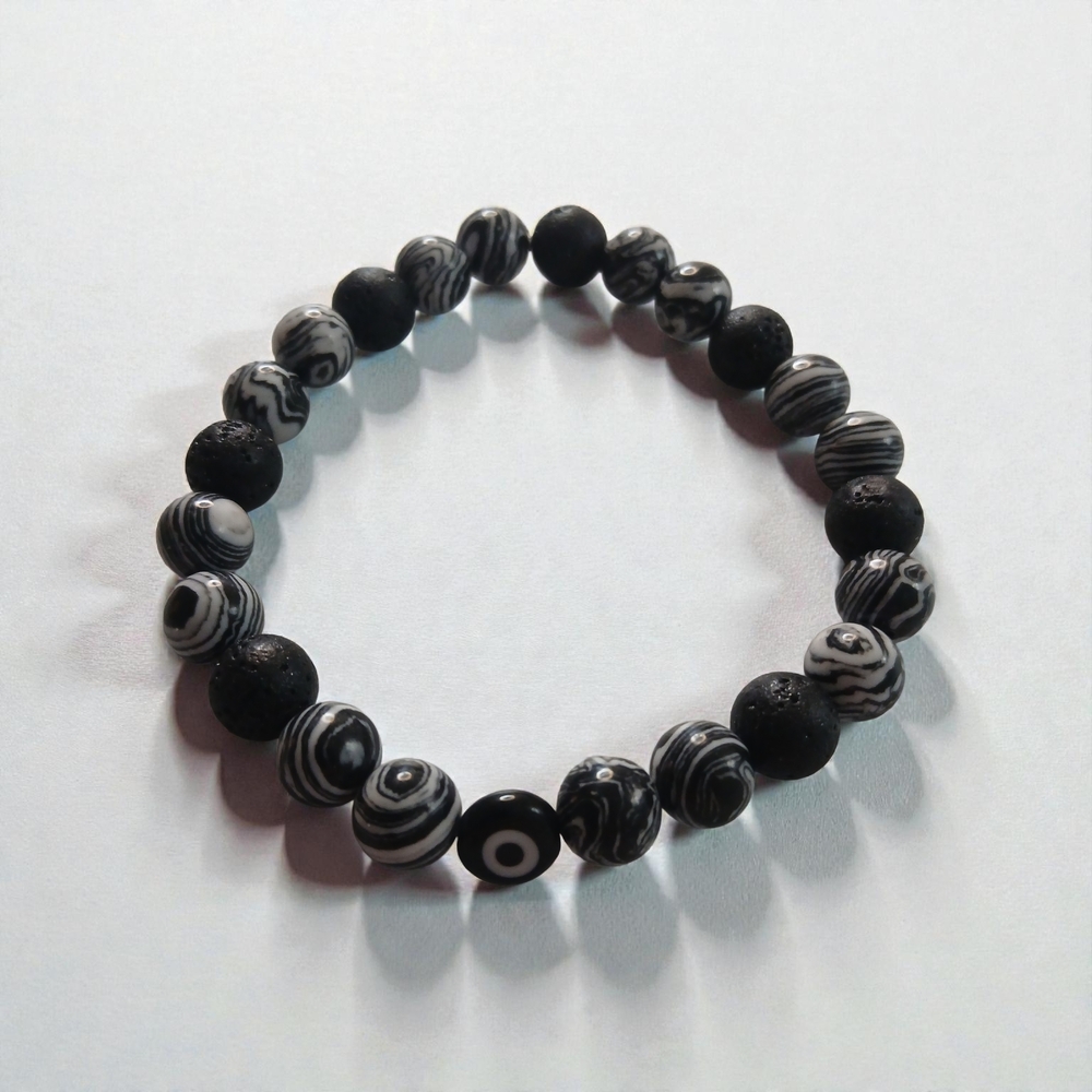 Elegant Black and White Evil Eye Beaded Bracelet